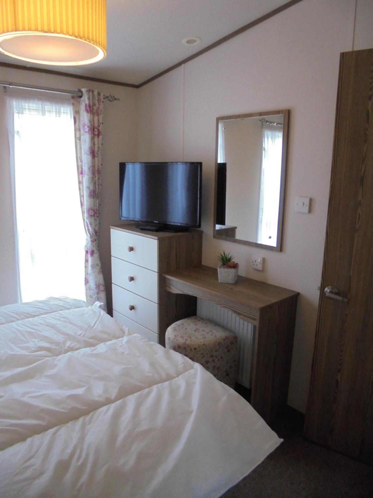 The Grange Ingoldmells: Elan 6 Berth, Central Heated, Wrap Around Decking Exteriér fotografie